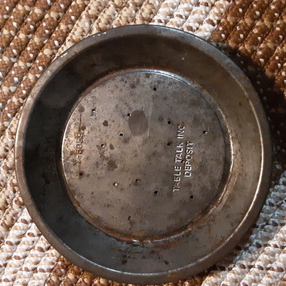 Antique Table Talk pie pan